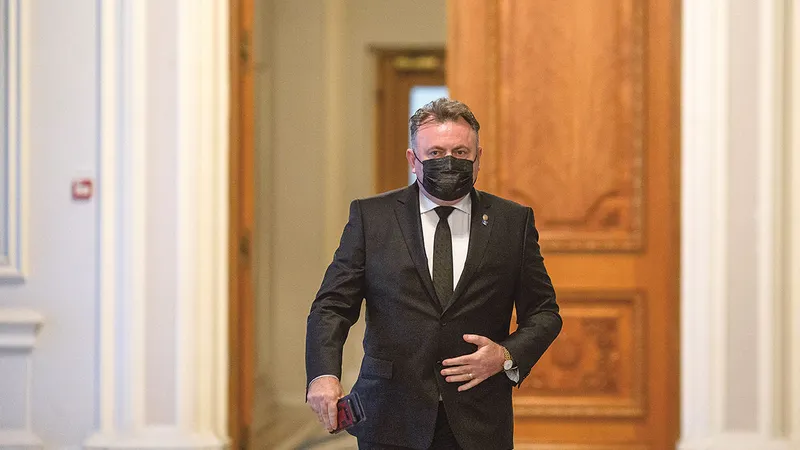 INTANGIBIL A trecut mai bine de un an de la scandalul măștilor, dar Nelu Tătaru nu a răspuns - Foto: INQUAM PHOTOS/ Ilona Andrei