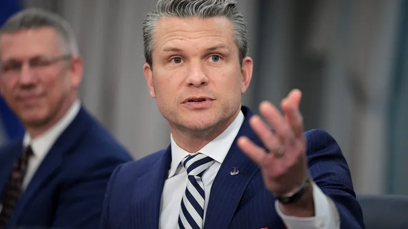 Șeful Pentagonului, un fost prezentator TV, și-a băgat soția și fratele pe chat-ul secret de război - Foto: Profimedia Images (Imagine cu rol ilustrativ)