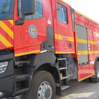 Accident pe autostrada A1: O cisternă s-a răsturnat după ce a lovit un autoturism de pază - FOTO: Facebook/IGSU