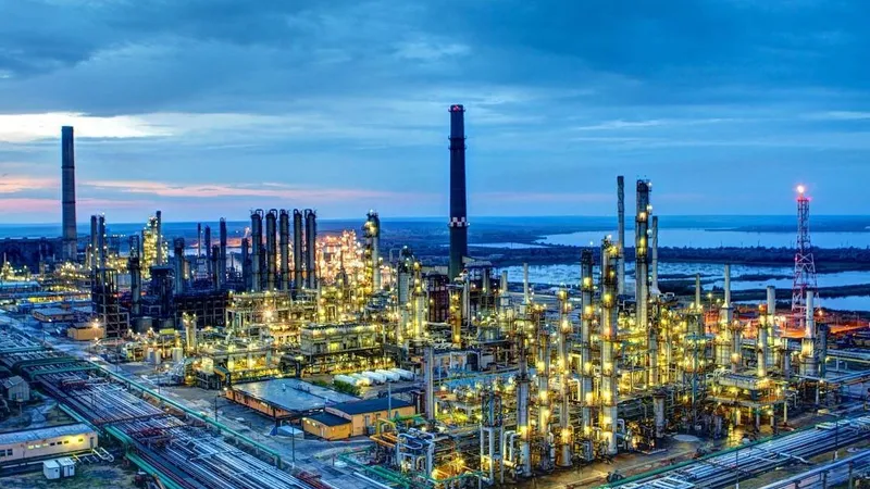 Foto: energie.gov.ro / Rompetrol Rafinare anunță pierderi de aproape 133 milioane dolari în primul trimestru din 2022