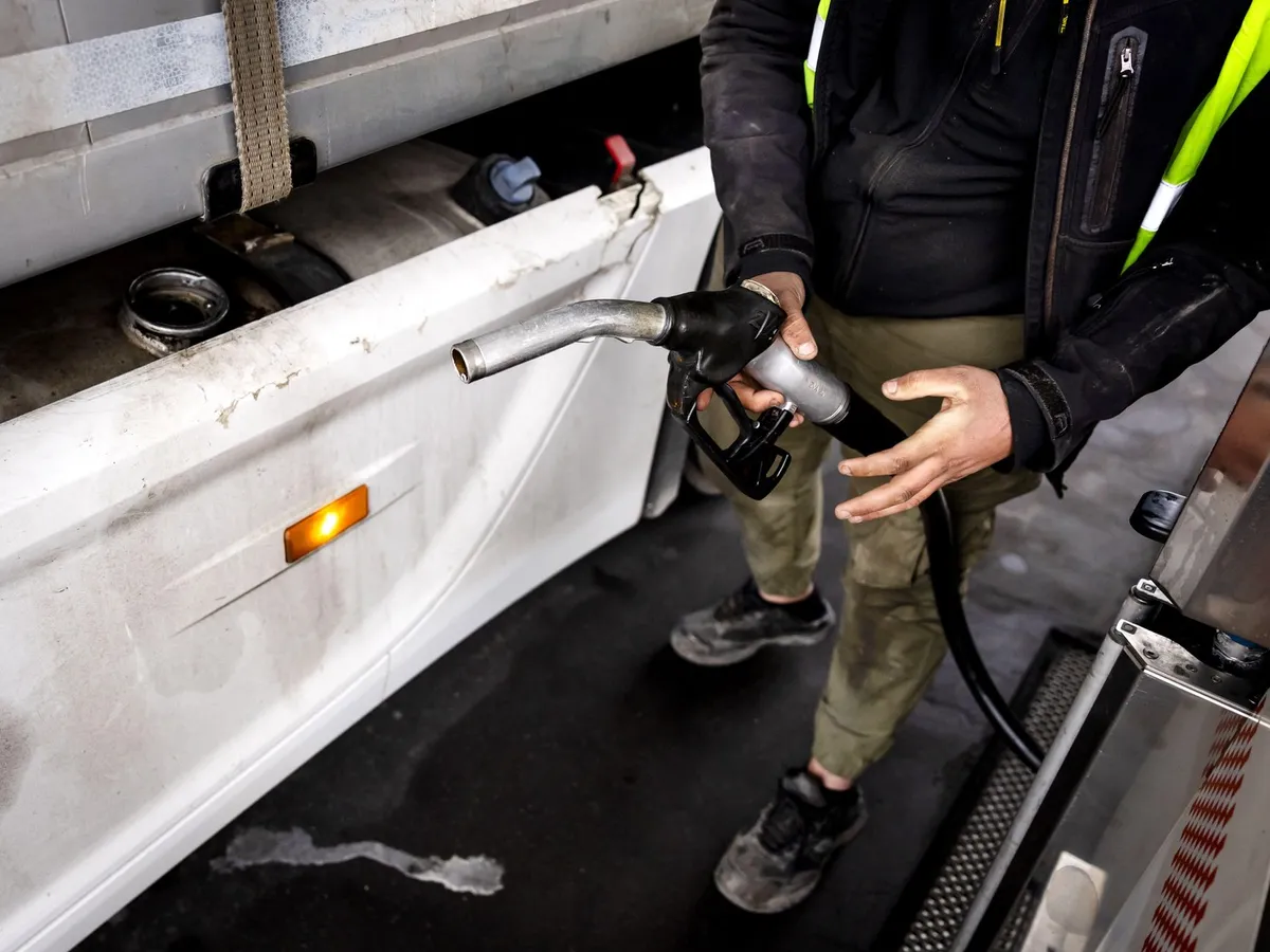 Temeri legate de petrol. Va costa în curând barilul 200 de dolari? Revervele de petrol sunt aproape epuizate