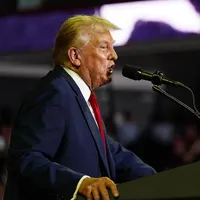 Planul lui Donald Trump de a opri ajutorul ucrainean, pentru a începe negocierile de pace cu Rusia - Foto: Profimedia Images