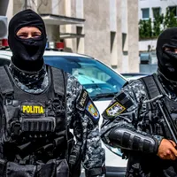 Un bărbat urmărit internațional pentru că a ucis doi polițiști, prins în România. Foarte periculos - Foto: Profimedia Images (imagine cu rol ilustrativ)