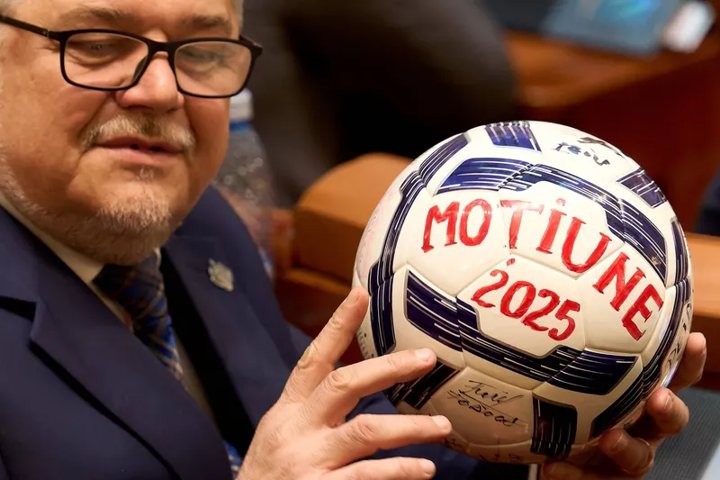 Imagini de la Moțiune - Foto: Profimedia Images