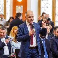 Verdictul lui Funeriu: Cine nu ia 6 la Evaluarea Națională este analfabet. Este vina părintelui / FB