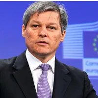 Uniunea Europeană ia în calcul să introducă așa-numitul "pașaport verde" înainte de vacanțele de vară. /Foto: zf.ro