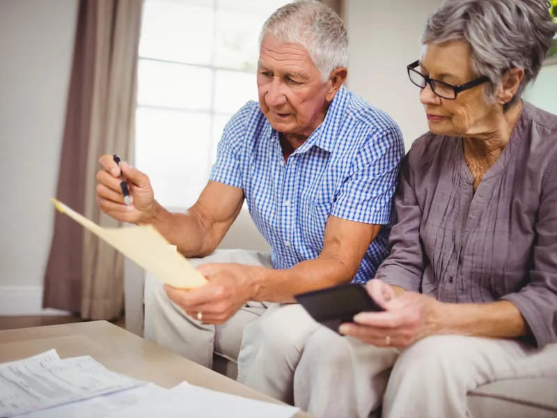 Câți bani pierd pensionarii în funcție de pensie pe care o au, după introducerea CASS? - Foto: Freepik (fotografie cu caracter ilustrativ)