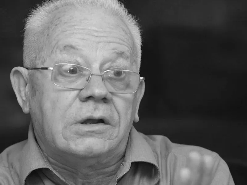 Recunoașteți personajul? Cel mai iubit dintre pământeni, suferă de Parkinson din tinerețe. Joacă așa - Foto: Arhivă personală (imagine cu rol ilustrativ)