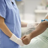 Noul ministru al Sănătății ar da afară câțiva medici care iau șpagă, demonstrativ