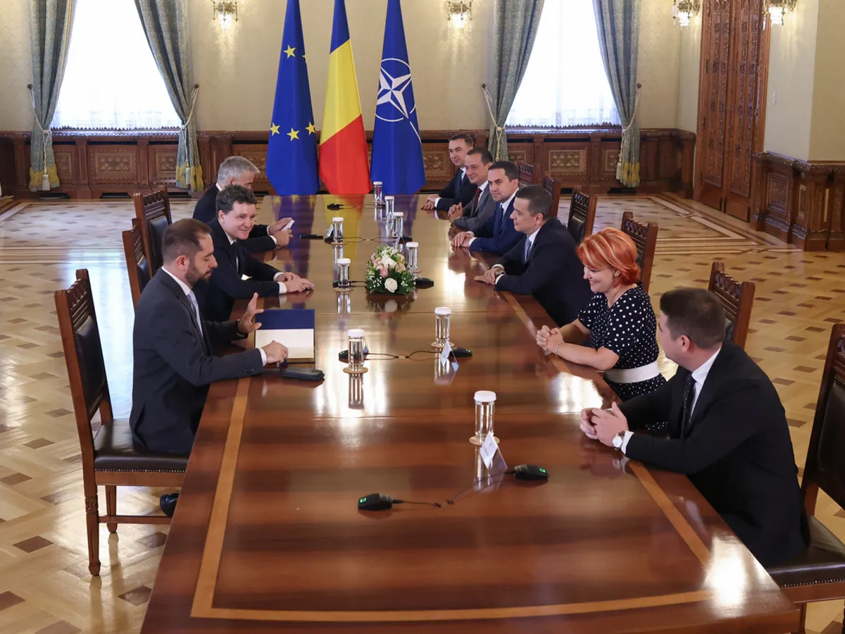 Nici PSD, nici Nicușor Dan nu vor să semneze „în orb” acordul de guvernare propus de PNL-USR-UDMR