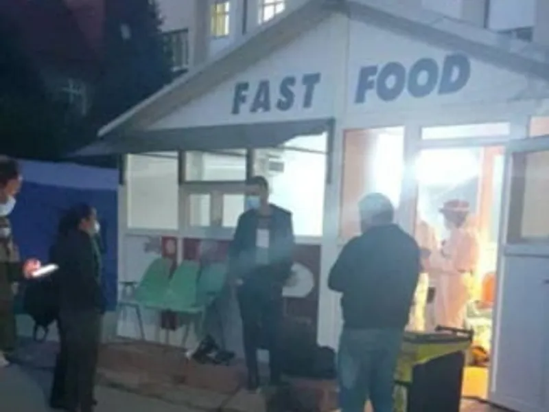 Spitalul de Urgență Sibiu primește pacienții COVID într-un chioșc fast-food dezafectat/FOTO: Libertatea