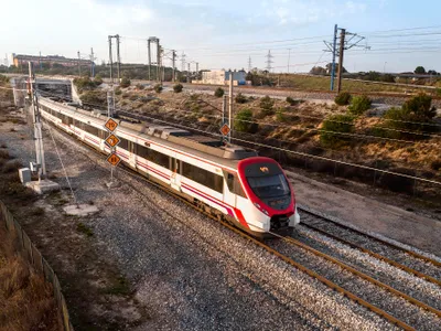 Tren - Foto: Magnific (rol ilustrativ)