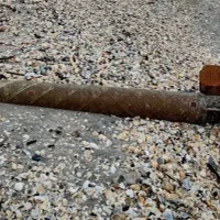 Alertă la Gura Portiţei - Periboina, după găsirea componentei unei rachete, pe plajă - Foto: ISU Dobrogea
