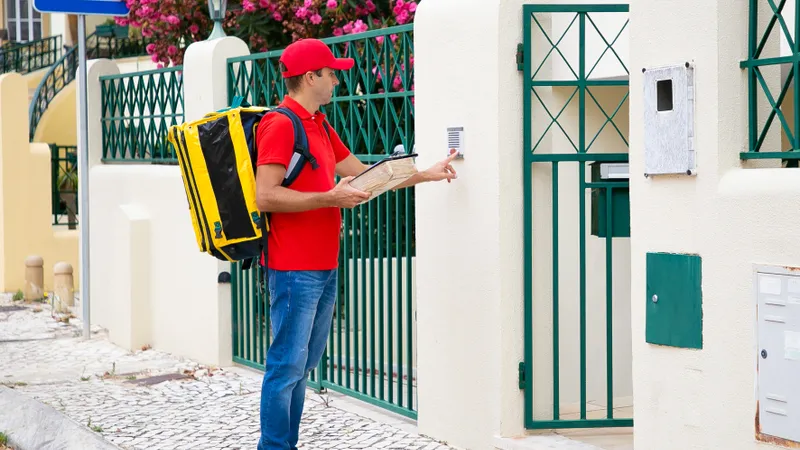 Primele decizii cu pensia recalculată, distribuite vineri. Care pensionari le vor primi cei dintâi? Foto: Freepik (fotografie cu caracter ilustrativ)
