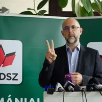 Kelemen Hunor mai are puțin și a învins cu ajutorul lui Liviu Dragnea și Călin Popescu Tăriceanu