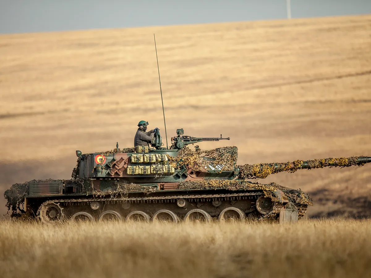 Polonia își face fabrică de tancuri. România are 6.500.000.000 $ și va alege între Panther KF51, Leopard și K2