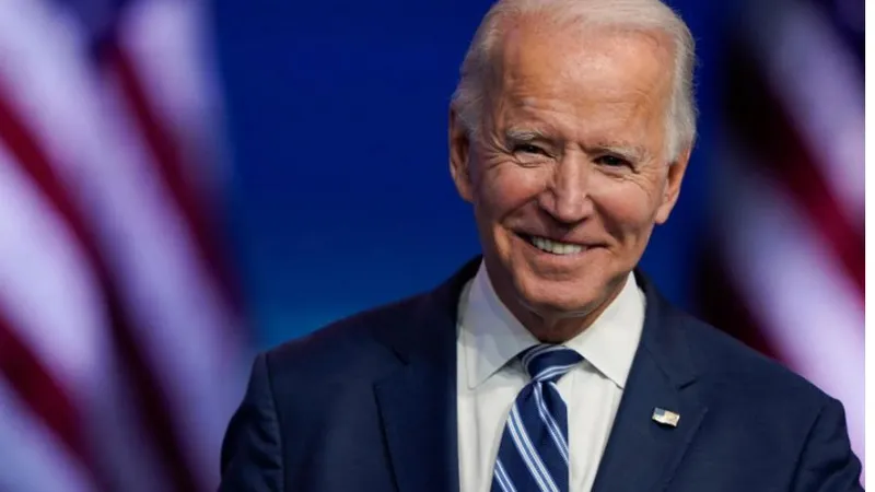 Biden propune să înarmeze Ucraina pe banii confiscați de la miliardarii ruși/foto: ap