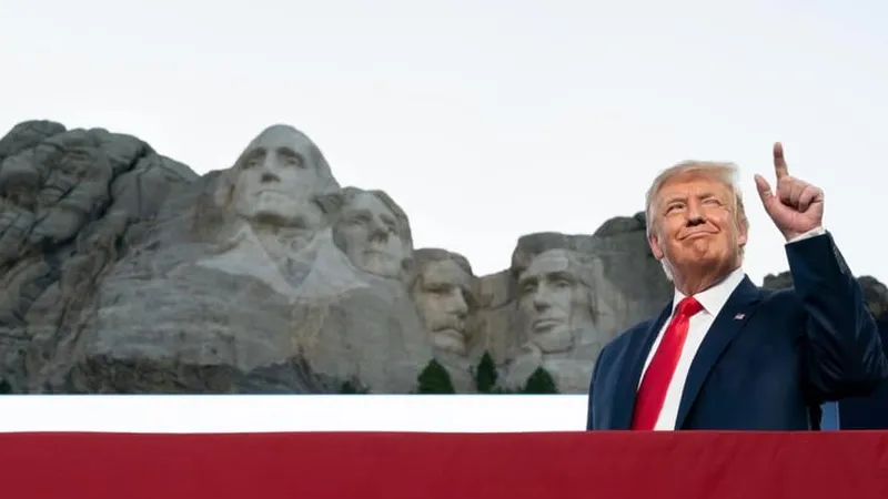 Trump se vede pe Mount Rushmore/FOTO: facebook.com