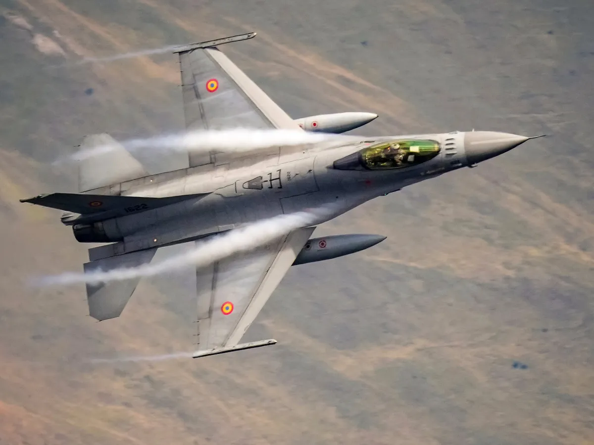 Alertă la granița României: 15 drone rusești au atacat lângă Tulcea. Două F-16, ridicate de urgență de MApN