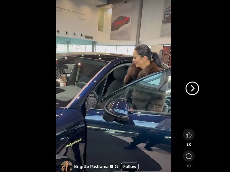 Ce bolid Porsche de peste 130.000 € i-a adus „Moș Crăciun” lui Brigitte Pastramă. E „eco”! - Foto: captură video