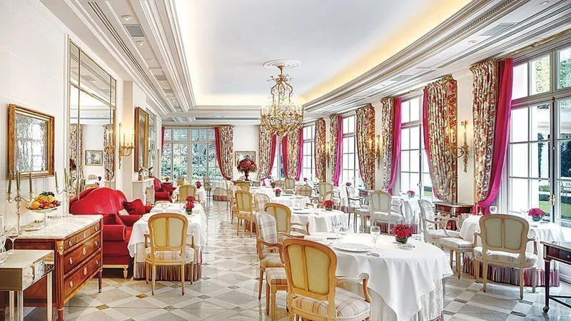 Paris - Hotel Le Bristol 5*
