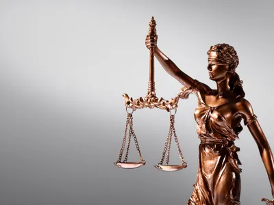 Judecătorul care a admis cererea de suspendare a hotărârii CCR este cercetat disciplinar Foto: Freepik (fotografie cu caracter ilsutrativ)