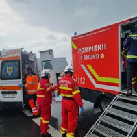 Plan Roșu de Intervenție după un accident grav pe autostrada A1. S-au trimis 10 ambulanțe SMURD - Foto: ISU Arad