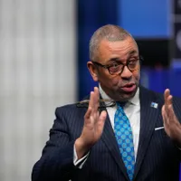James Cleverly, la reuniunea NATO de la București. / Foto: Profimedia