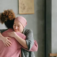 Ultimele vorbe ale unei femei învise de cancer - Foto: Pexels / Thirdman (Iamgine cu caracter ilustrativ)