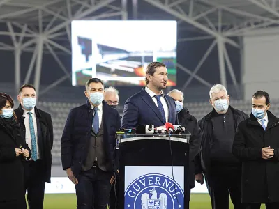 PREMIPremierul Ludovic Orban a promis, la inaugurarea stadionului din decembrie 2020, că Arcul de Triumf va rămâne casa rugby-ului - Foto: INQUAM PHOTOS/ George Călin