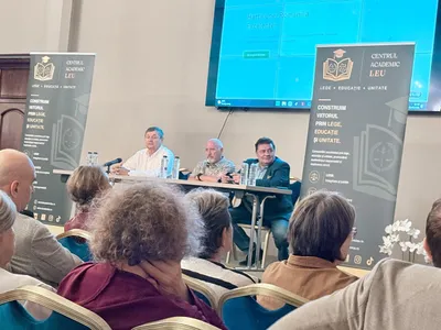 Conferință - Foto: ziaruldeiasi