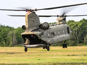 China a mituit un pilot din Taiwan cu 15 milioane $ ca să fugă cu un elicopter american CH-47 - Foto: Profimedia Images (imagine cu caracter ilustrativ)