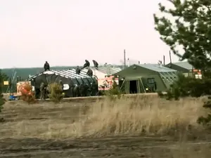 Rusia a mutat două armate și trei unități aeropurtate la frontiera de vest ca răspuns la acțiunile NATO  Foto: captură Youtube VOA