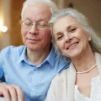 Banii de la Mica Recalculare a pensie se dau cu 3 luni întârziere. 900000 pensionari pierd sute lei Foto: Freepik (fotografie cu caracter ilustrativ)