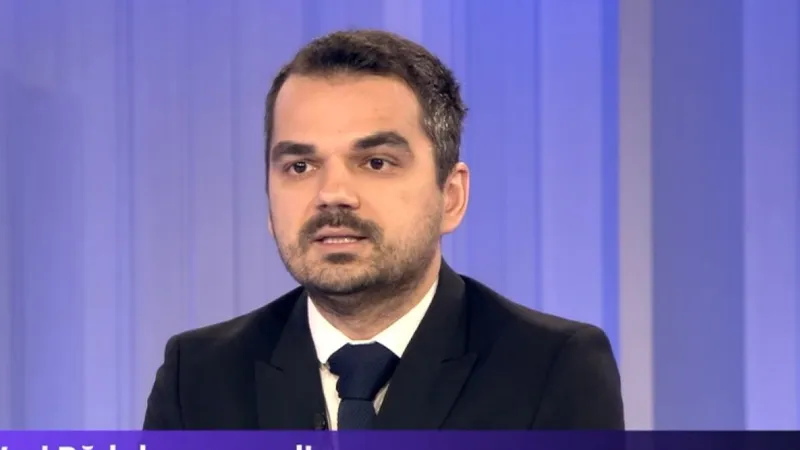 Doctorul Vasi Rădulescu își face mea culpa recunoscând că a publicat pe site-ul său texte plagiate/FOTO: Digi24