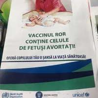Mesaje de dezinformare despre vaccin. Foto: Gabriela Podașcă