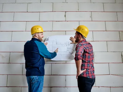 Alegerea materialului pentru zidărie este una dintre primele decizii importante atunci când construiești o casă Foto: magnific.com
