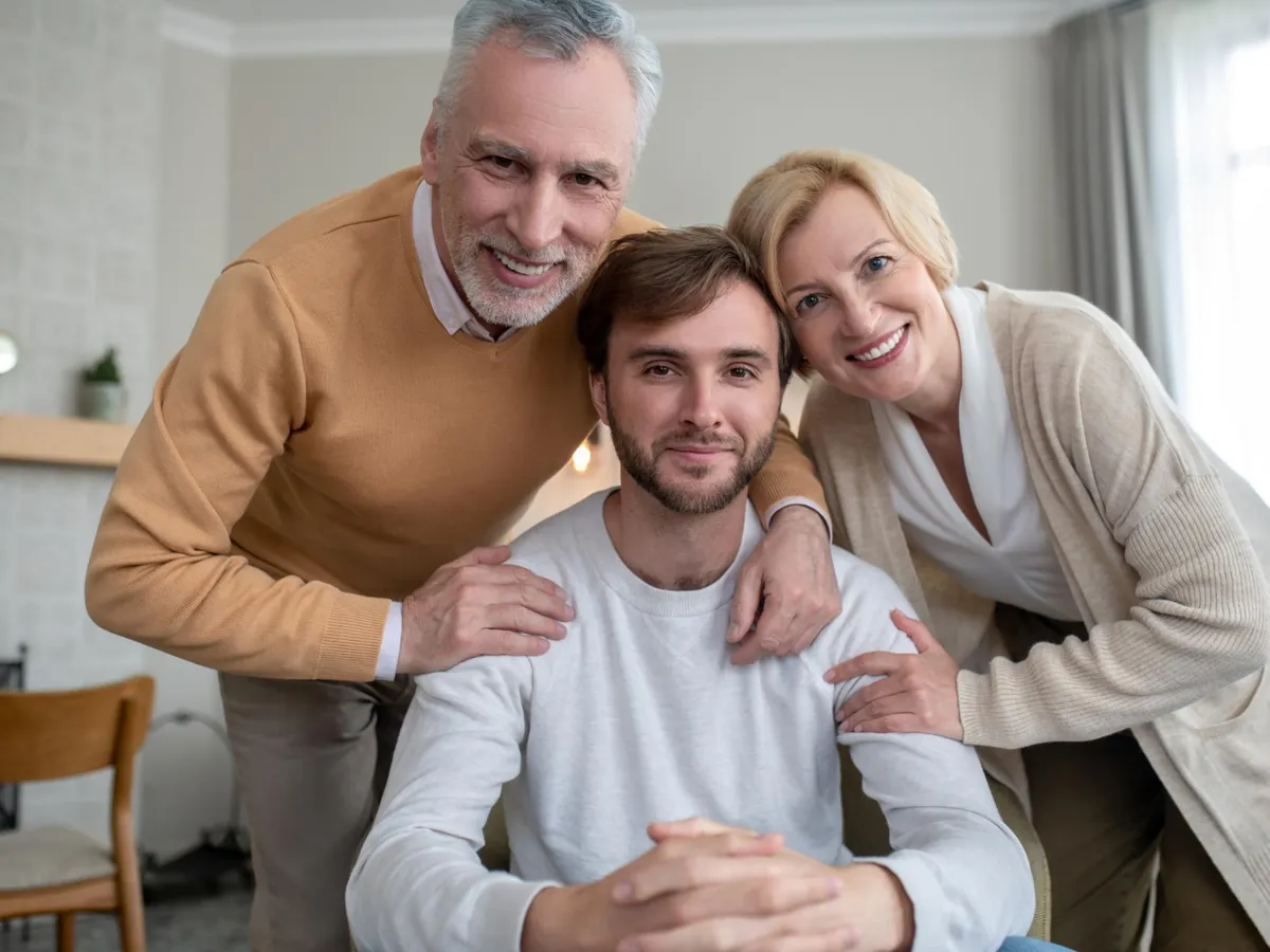 Portret de familie - Foto: Magnific.com (Imagine cu rol ilustrativ)