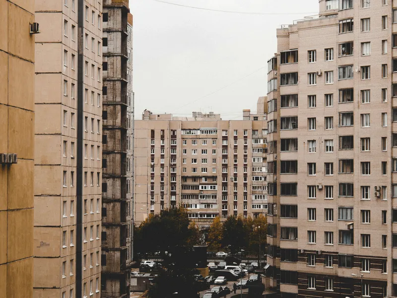Amendă de până la 5.000 de lei pentru românii care stau la bloc și au bicicletă. Ce NU au voie? - Foto: Istock / imagine cu rol ilustrativ