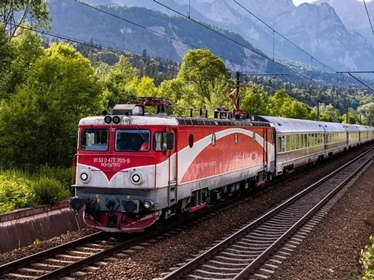 Tren CFR - Foto: CFR Calatori (Imagine cu rol ilustrativ)