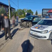Un șofer băut a provocat un accident grav în Suceava. Viceprimarul unei localități a fost rănit  Foto: ISU Suceava