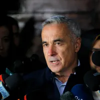 Călin Georgescu a luat foc după ce mascații au intrat peste șeful lui de campanie. Care e motivul - Foto: Profimedia Images (rol ilustrativ)