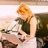 Impozitul auto, scumpit și cu 22%. De ce pentru același motor unii plătesc 14 lei și alții 280 lei - Foto: freepik.com - Imagine cu rol ilustrativ