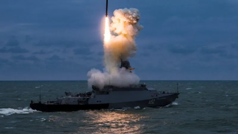 Navele de luptă rusești sunt purtătoare de rachete „Kalibr”- Foto. armyinform.com.ua