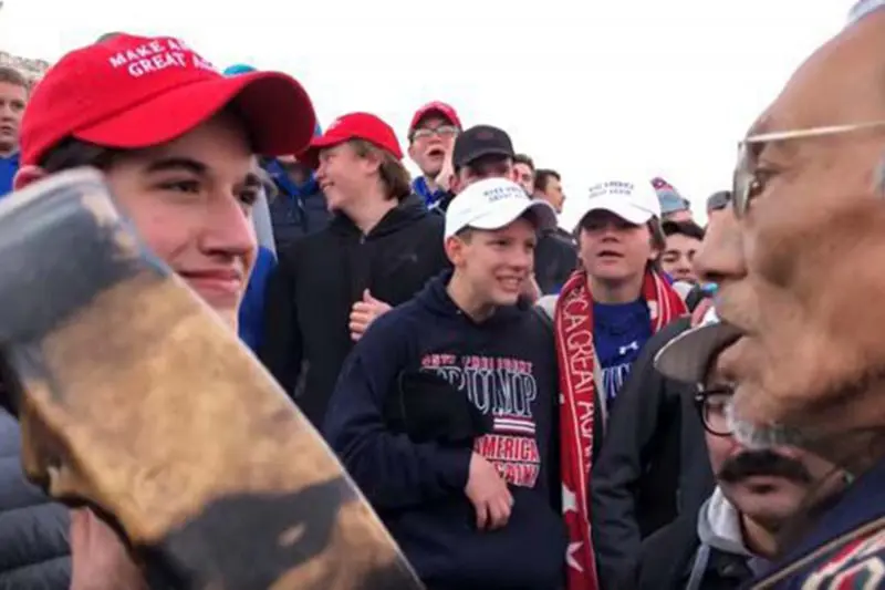 Nick Sandmann în celebra sa confruntare cu un nativ american, în 2019 Foto: Captură video