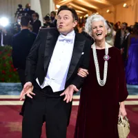 Ce legături există între Mădălina Ghenea și Elon Musk. Mama geniului „Tesla”, postare surprinzătoare/FOTO: profimediaimages.ro