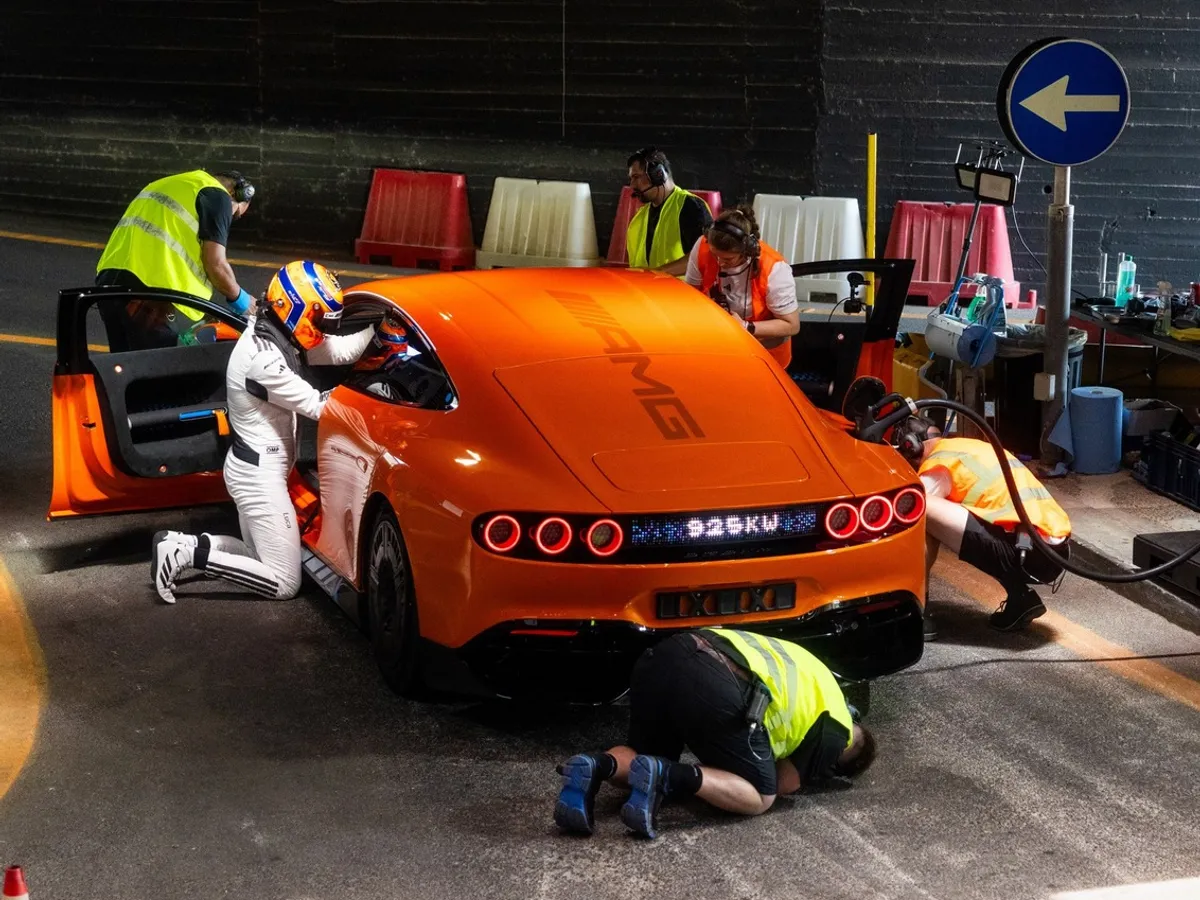 Nou record mondial pentru o mașină electrică: 5.479 km în 24h, înconjurul Pâmântului în sub 8 zile - Foto: Mercedes-AMG
