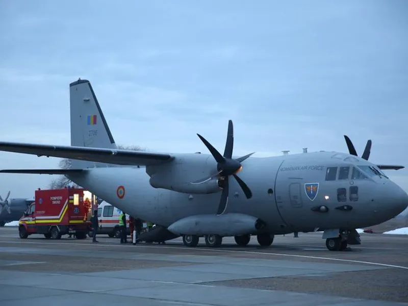 Aeronava C27J Spartan care transportă pacienți/FOTO: Facebook