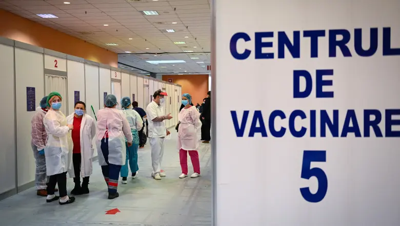 Rata de vaccinare anti-COVID a depășit 43% din populația eligibilă în București. / Foto: digi24.ro