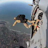 Desfășurare masivă de forțe occidentale în Estul Europei: 5.000 militari în România, 10.000 în Polonia